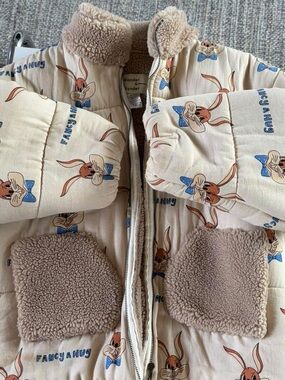 Wander&wonder Cute Bunny Print Puffer Jacket in Cream with Taupe Sherpa Pockets
